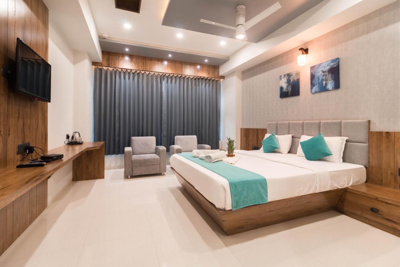 Hotel Green City 甘地讷格尔 外观 照片