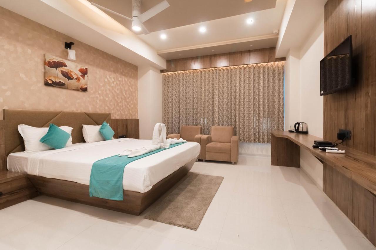 Hotel Green City 甘地讷格尔 外观 照片